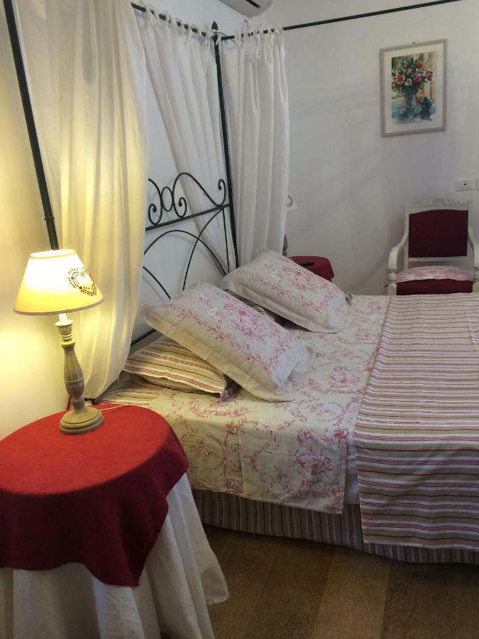 B&B H.M. Sonnino Zewnętrze zdjęcie